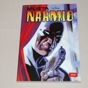 Mustanaamio Pulp-pokkari